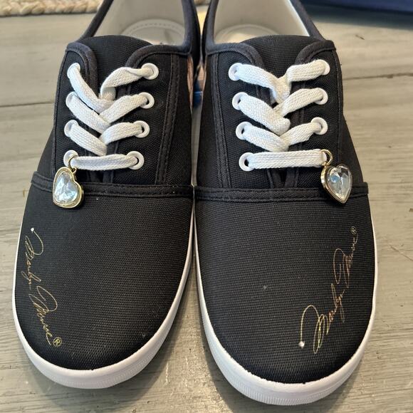 Bradford Exchange Black Marilyn Monroe Shoe Sneaker Women’s Sz 10 Portrait - Picture 7 of 11